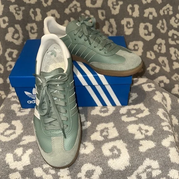 adidas gazelle silver green womens adidas Samba OG - GS
